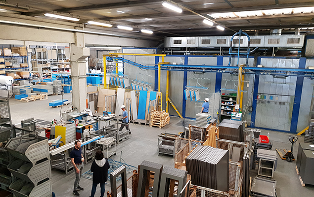 EIN UNTERNEHMEN, ZWEI SPEZIALISIERUNGEN